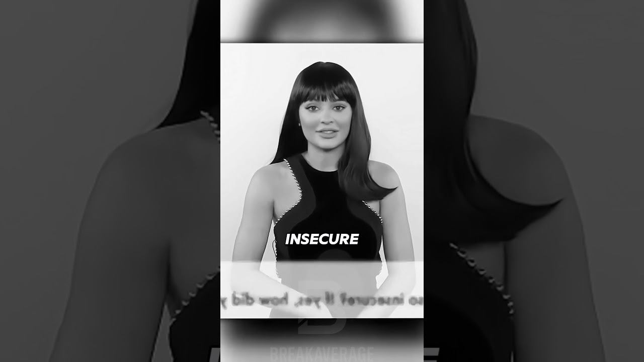 Kylie Jenner: feeling insecure all the time. Iconic glam look. 