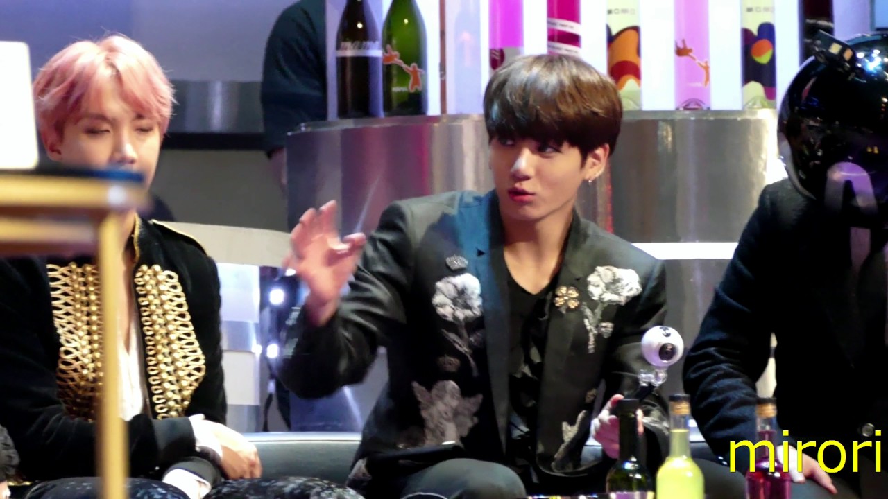 [4K] 161202 BTS @ 2016 MAMA　待機席 歌手席 3 ; 정국 ジョングク  V 태태 & MPD FOCUS