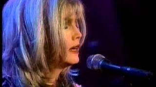 Emmylou Harris - My Songbird - Live.wmv