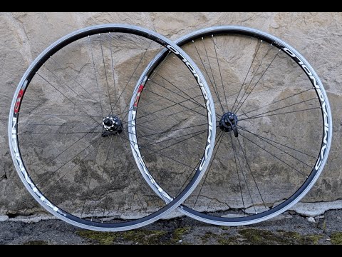 Campagnolo Khamsin G3 .700c. 10 speed . Rim Brake. Wheelset