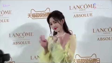 [Vietsub] Cúc Tịnh Y Tại Thảm Đỏ Của Triển Lãm Lancôme