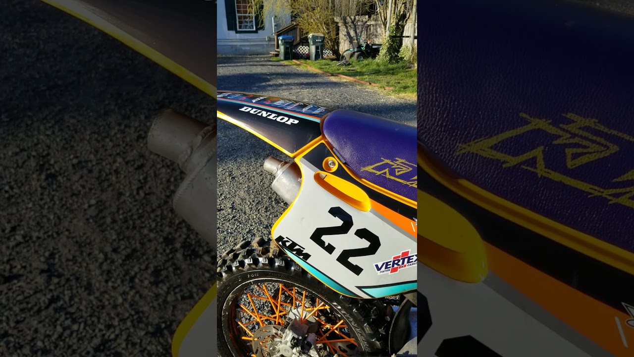 KTM 360 cold start and walk around