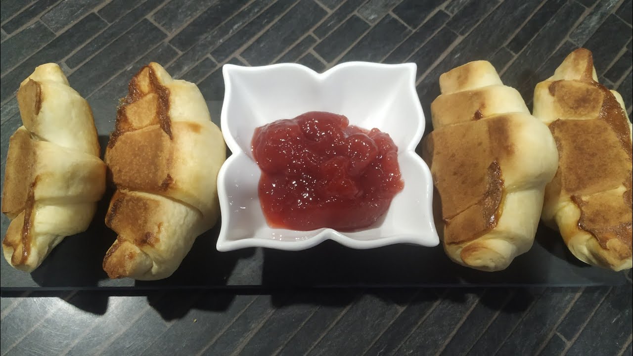 CROISSANT A LA SARTÉN SIN REPOSO Y SIN HORNO. MEDIA LUNAS CASERAS. CROISSANT CASERO FÁCIL Y RÁPIDO.