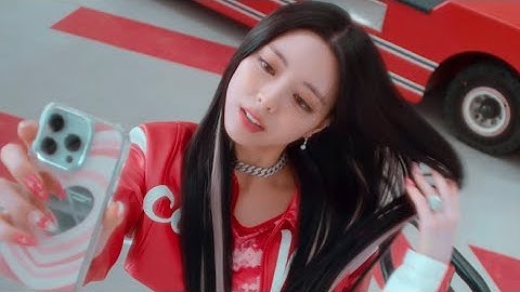 Itzy “ Cake “ but only Yuna lines/parts