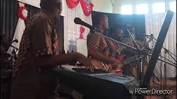 EASTER CONFERENCE NEW LIFE BAND  KATIKA KUSIFU KWA UBORA WA KUMTUKUZA MUNGU