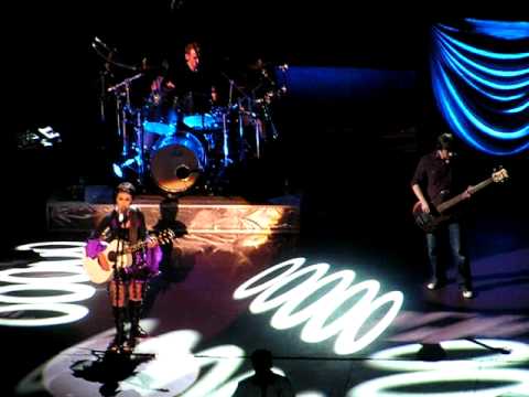 The Cranberries - Ordinary Day - live at the Royal Albert hall 2010