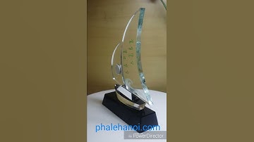Kỷ niệm chương pha lê thuyền buồm - phalehanoi.com
