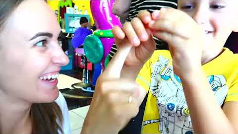 Vlad Nikita and Mommy in the kids hair salon! New hairstyles for children