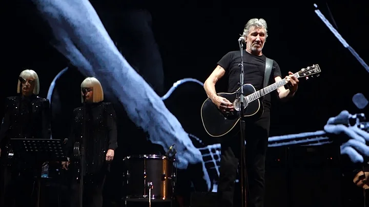 28.04.2018 / Roger Waters - Wait For Her & Comfortably Numb (Prague)