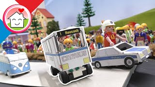 Playmobil en francais La famille Hauser à la folle course de savons