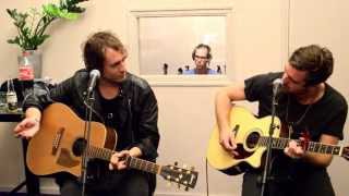 Video thumbnail of "Kensington - Home Again (akoestisch), live @ Optimaal FM"