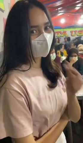 mentahan jalan sama cewe