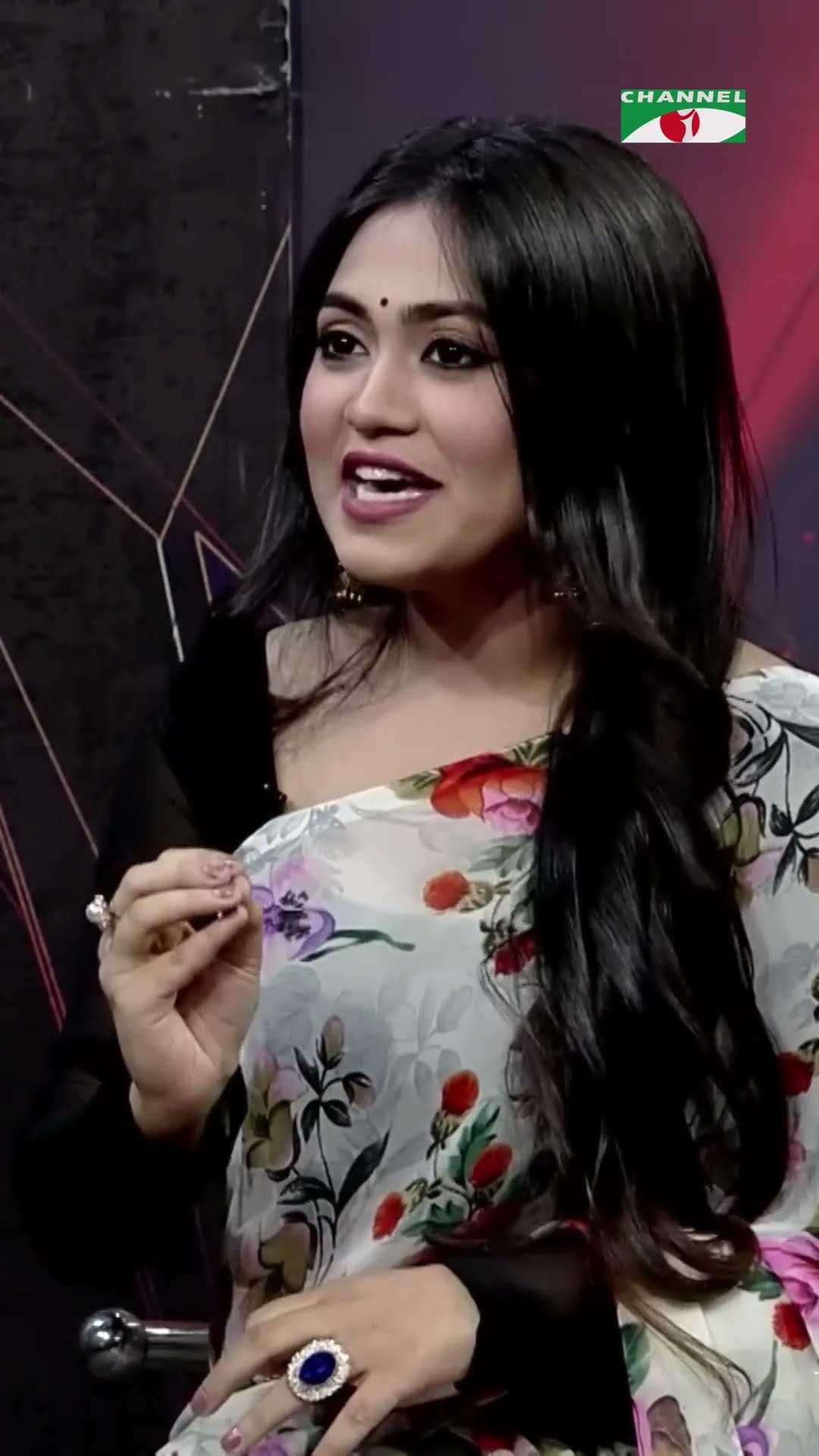 সবাই ভাইরাল হতে চায় | Channel i Tv
