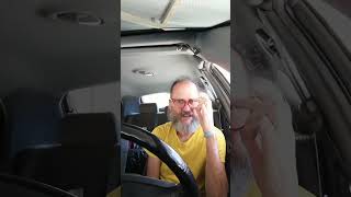 Esperanto. Cxu lingvo de paco?