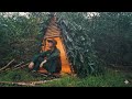 Build a wooden survival shelter in the benvae wilderness & cook rice Campfire Meat