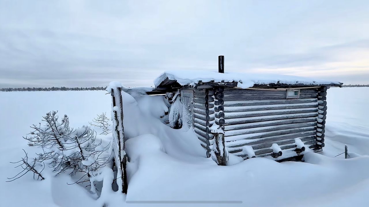 Едем по ГЛУБОКОМУ СНЕГУ навестить избушки на Тофаларе. Охота на тетеревов.