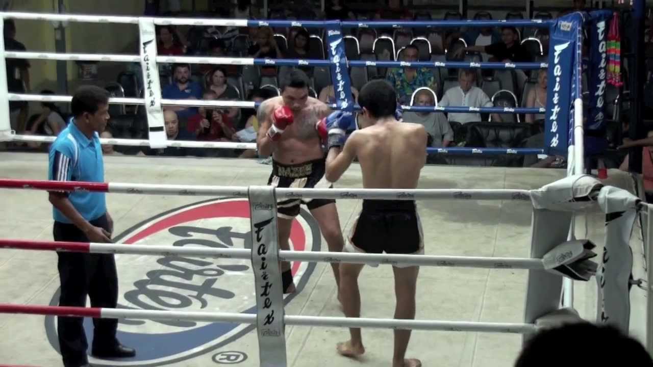 Nazee Tiger Muay Thai vs Fonluang Sakmanot @ Suwit Stadium 10/5/2013 korean bbq