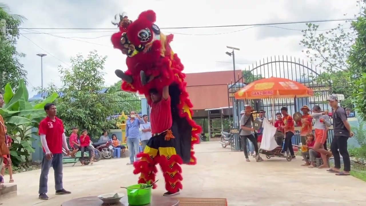 #ក្រុមម៉ុងសាយ ភូមិព្រែកក្របៅទី1 (លេងក្បាច់ចាស់)