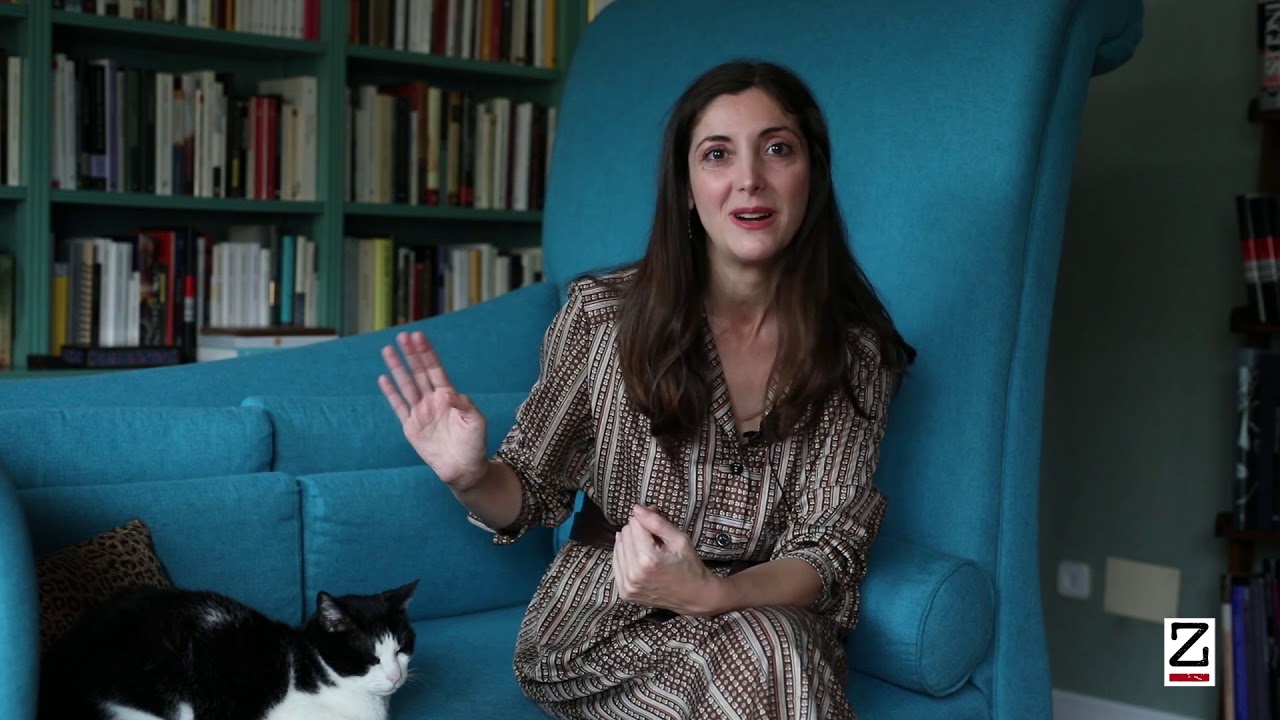 ¿Cuál es el peso de la crítica literaria en España?