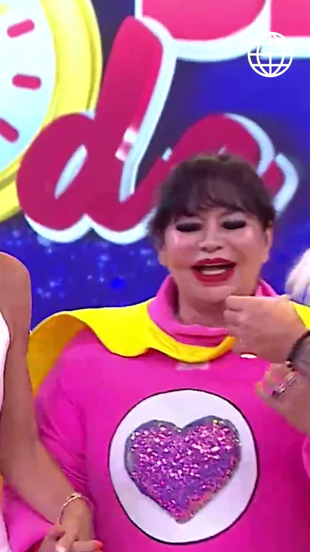 MANDE QUIEN MANDE | Con mucho calor, pero sin dejar de ser Susy | #shorts