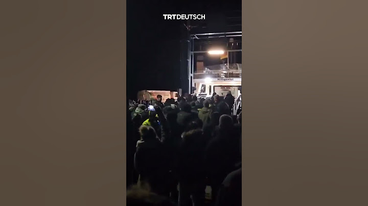 Bauern blockieren Fähre von Habeck