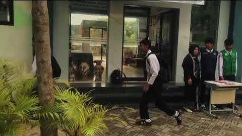 TUGAS VLOG INFORMATIKA KELAS 9 KELOMPOK 1 RIO, AJI, KEYSA, FIAN