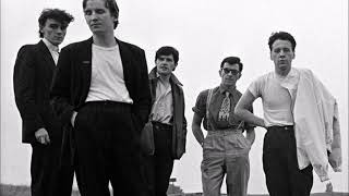 Simple Minds &#39;&#39;70 Cities As Love Brings The Fall&#39;&#39;