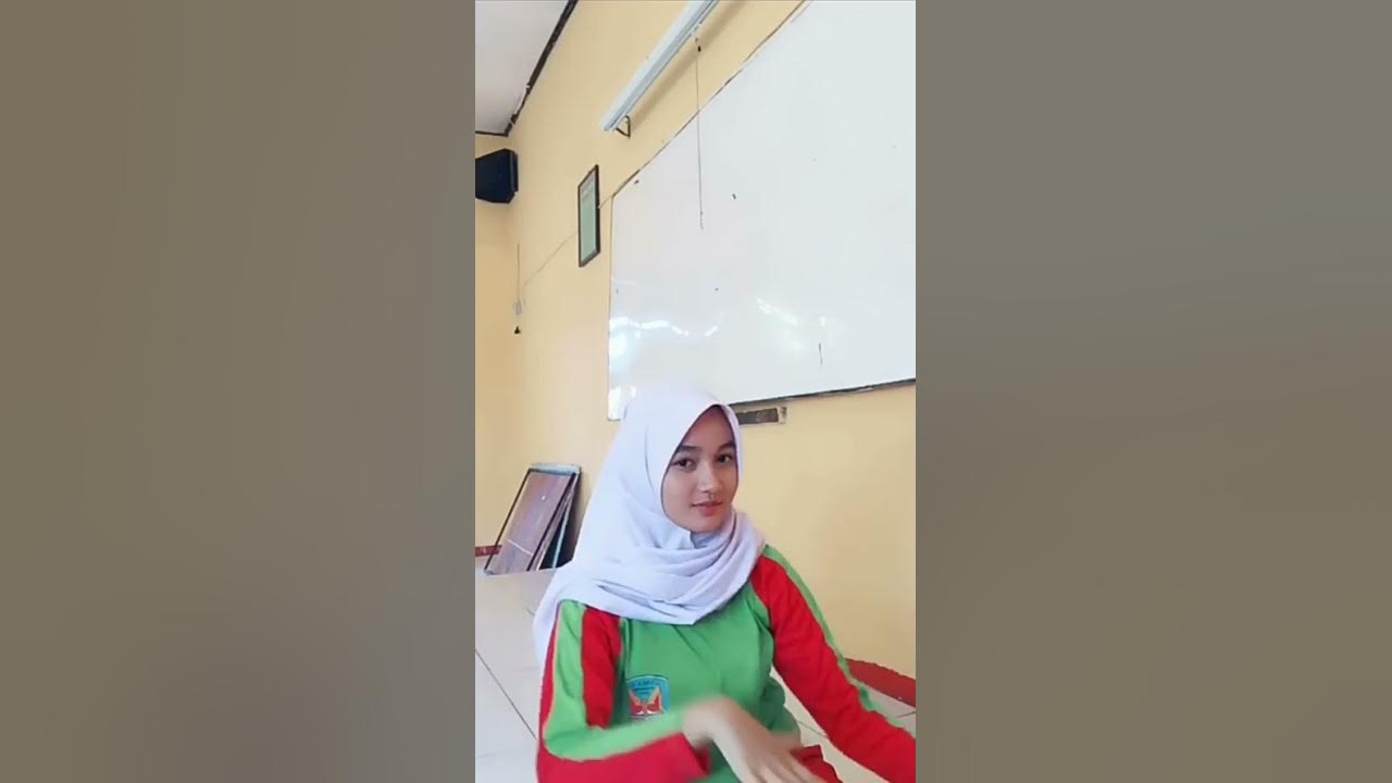 Yang viral sma. Yang viral sma