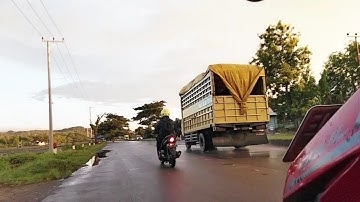 VLOG. Suasana Jalanan Kab.Barru menjelang Malam hari.