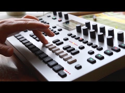 Analog Four Mk2 Sound Demo – A Beautiful Sounding Synth