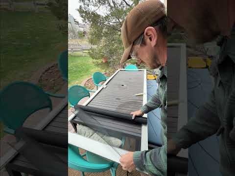 How to Replace a Screen on a Screen Door thumbnail