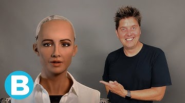 Net een mens: robot Sophia voor het eerst naar Nederland 🤖