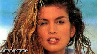 Cindy Crawford🔥: Sheer Wear–Swimwear–Mini Fashion–Hosiery–Tights–Chic Outfits! ✨💃