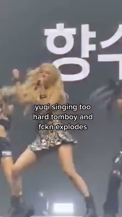 Yuqi singing to 'TOMBOY' a little too hard 💀💥 #gidle #yuqi #shorts