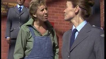 Prisoner: Cell Block H - Bea Returns to Wentworth