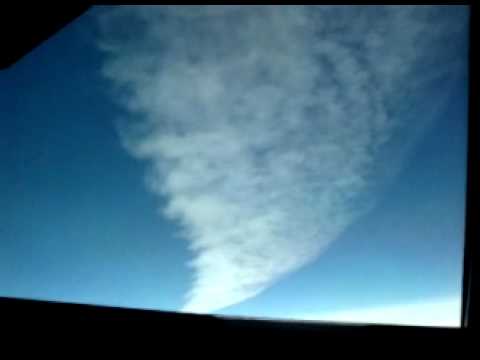 CHEMTRAILS - THE ULTIMATE PROOF - LEAKED INSIDE COCKPIT VIEW