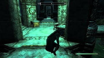 The Elder Scrolls V: Skyrim / Dual Weapon Fighter Gameplay