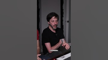 Thumbnail of Gustavo Cerati y su seteo Midi en vivo contado por Uriel Dorfman!