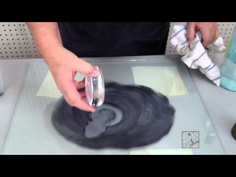 Glass grinding with silicon carbide by hand