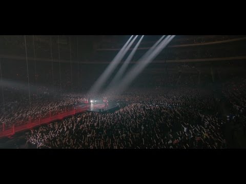 Babymetal - road of resistance - live in japan (official)