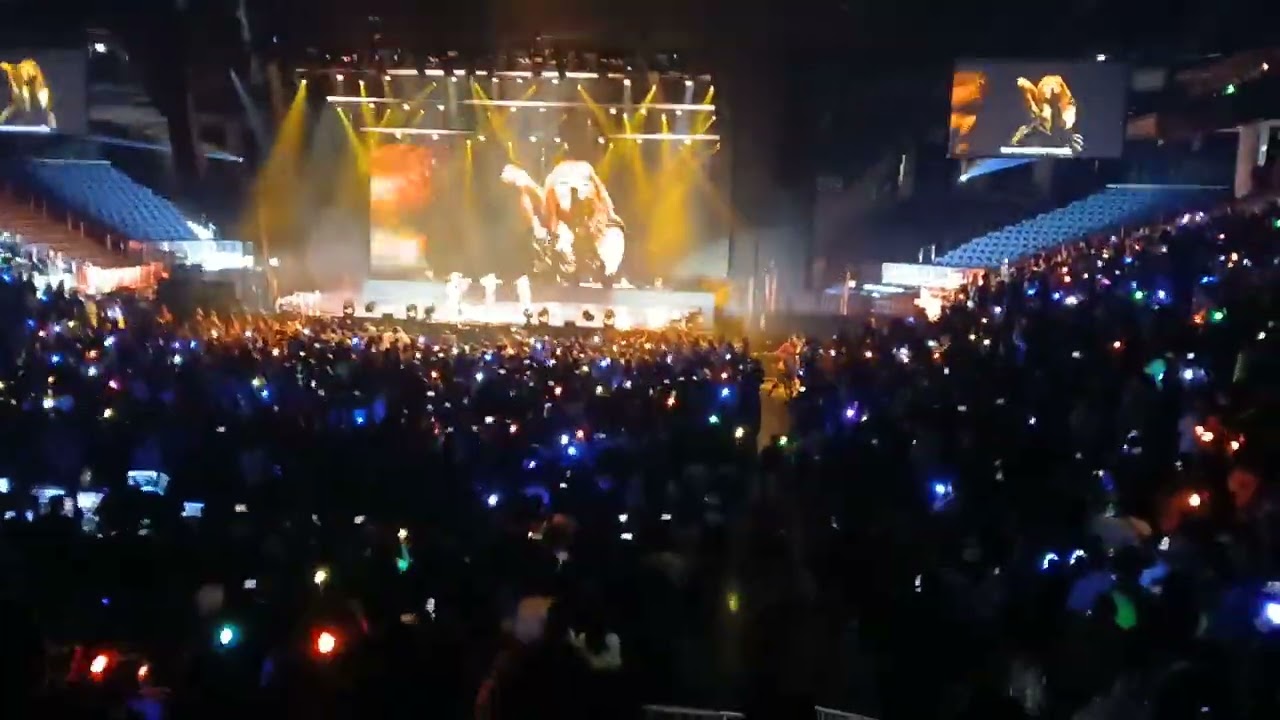 XG - Say My Name (Destinys Child cover) Chicago 2024 kenz cam