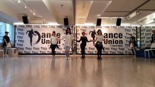 Video thumbnail of "As One (에즈 원) - 《Hey Ya》 dance practice"