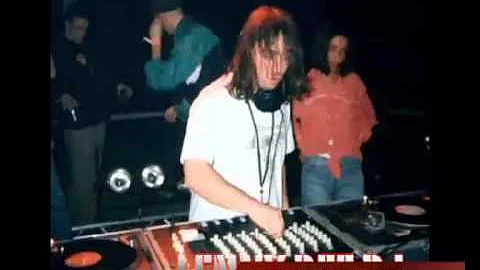 Lenny Dee DJ live "Techno Masters" 1994