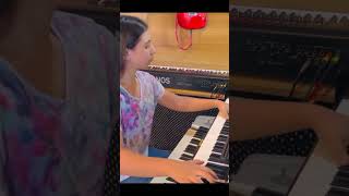 4 Swans 🦢 Dance PIANO!