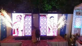 LED Wall Couple entry
