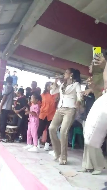 Sheila LIDA isi Acara di D3sa Mamala