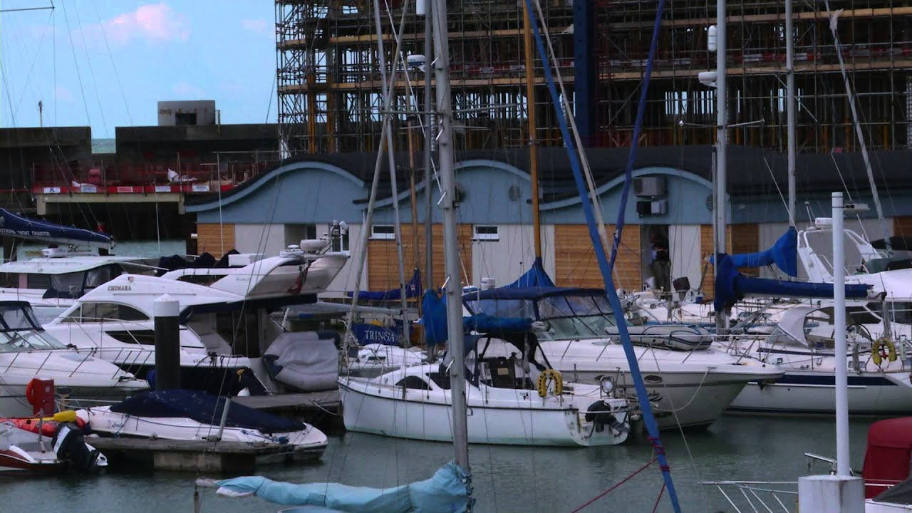 Brighton yacht club up sticks and is towed in to new surrounding