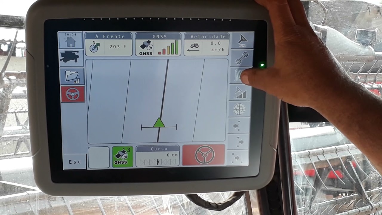 como trabalhar com piloto automático da colheitadeira da massy Ferguson 9895 ai esprica como fazer