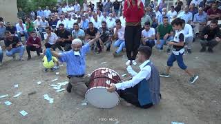 Gençlere Meydan Okuyan Amcamız-İzlemeden Geçmeyin-Davulcu Şovmen Çavşin Memo -FOTO RECAİ Resimi