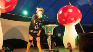 Watch Billy Ze Kick OCB video